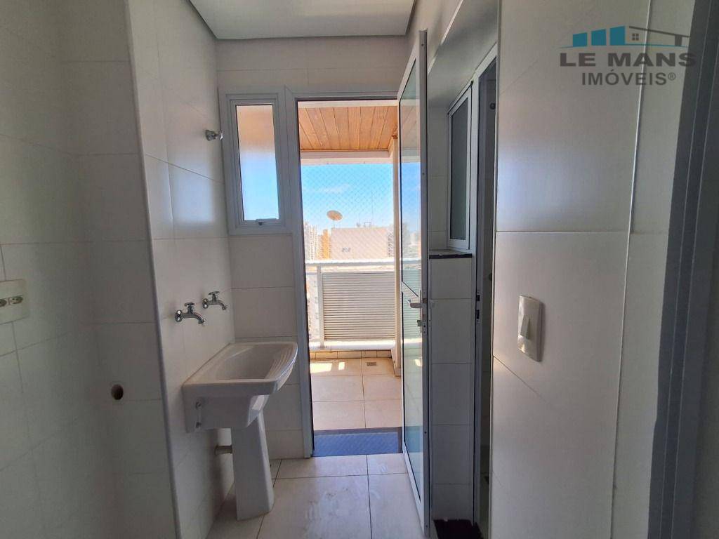 Apartamento à venda com 3 quartos, 98m² - Foto 23