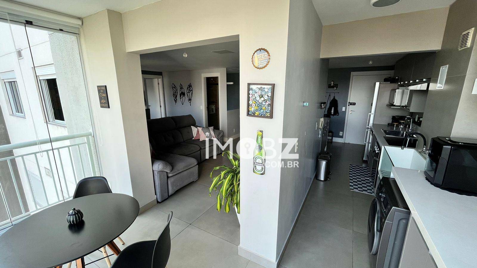 Apartamento à venda com 2 quartos, 65m² - Foto 11