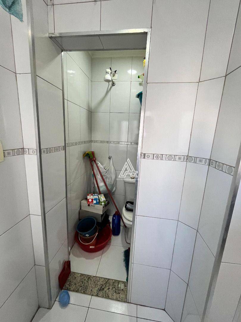 Apartamento à venda com 2 quartos, 80m² - Foto 46