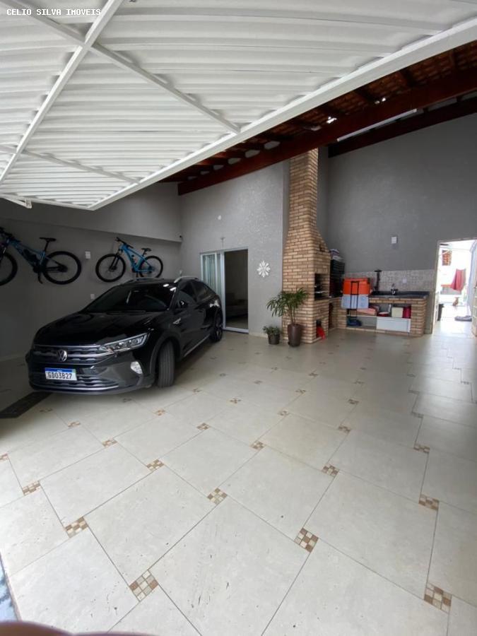 Casa à venda com 3 quartos, 187m² - Foto 2