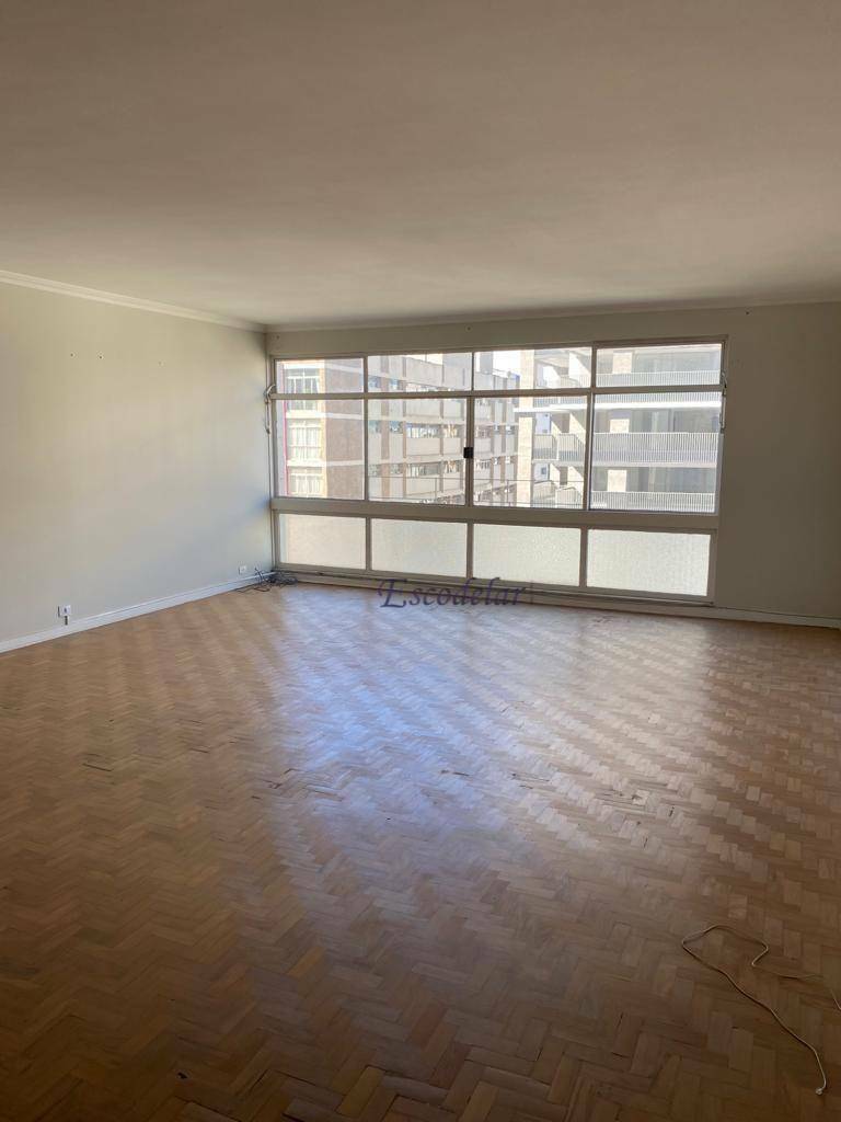 Apartamento à venda com 4 quartos, 210m² - Foto 9