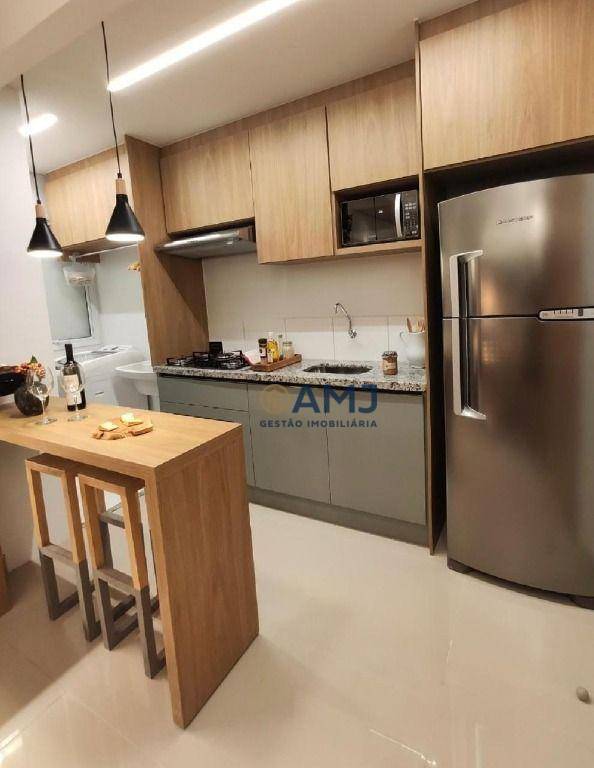 Apartamento à venda com 2 quartos, 56m² - Foto 4