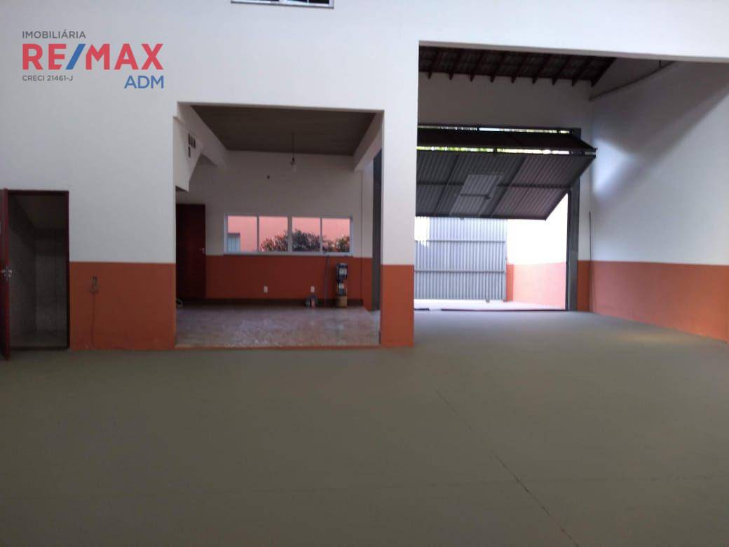 Depósito-Galpão-Armazém à venda e aluguel, 268m² - Foto 1