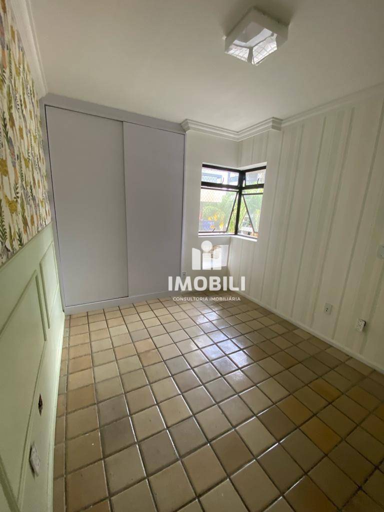 Apartamento à venda com 3 quartos, 131m² - Foto 5