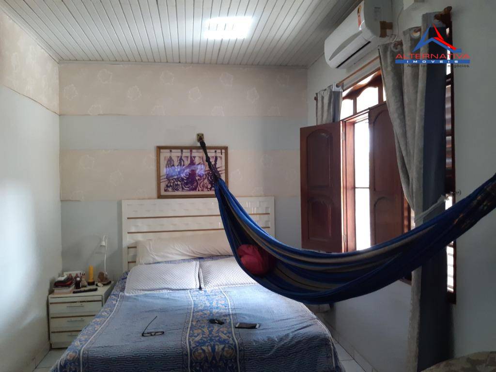 Casa à venda com 3 quartos, 300m² - Foto 12