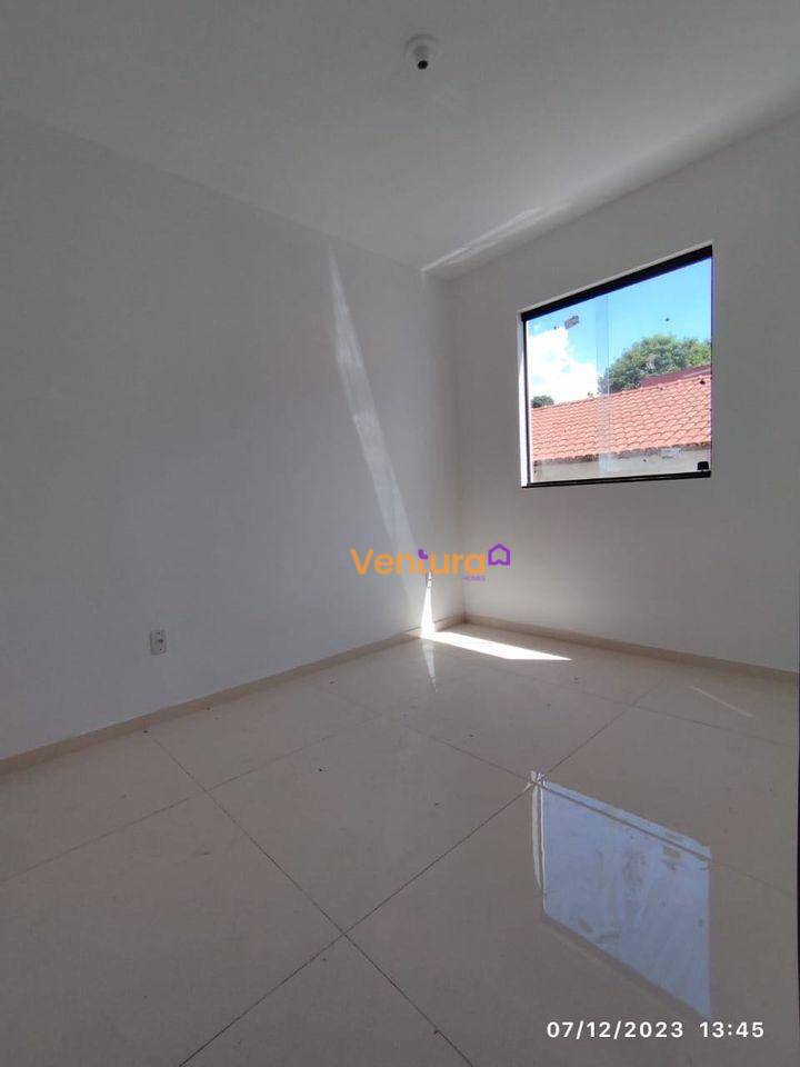 Casa à venda com 3 quartos, 90M2 - Foto 1