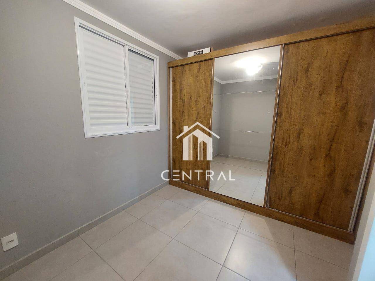 Apartamento à venda com 2 quartos, 64m² - Foto 20