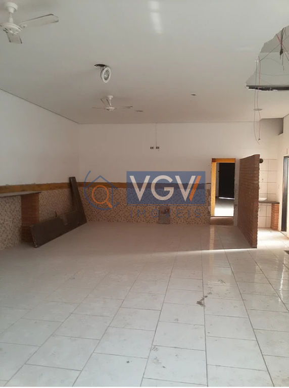 Depósito-Galpão-Armazém à venda, 320m² - Foto 1