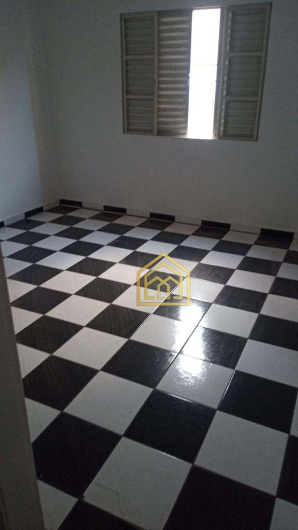 Sobrado à venda com 3 quartos, 3400m² - Foto 26