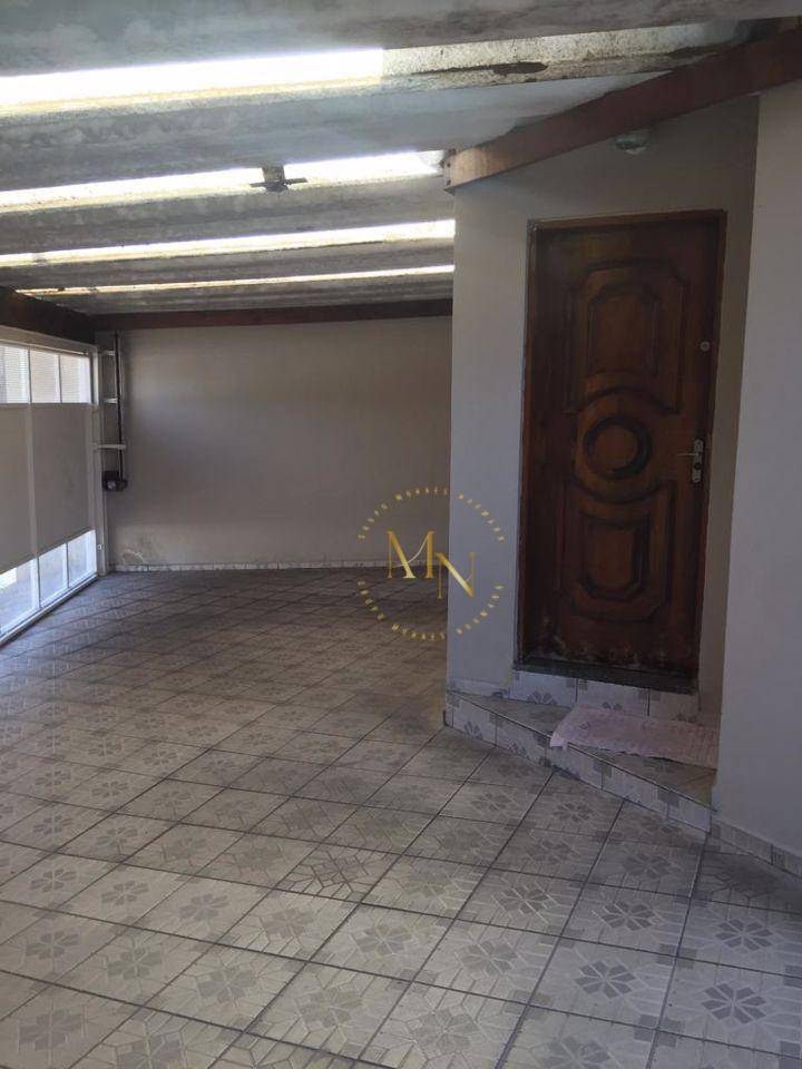 Sobrado à venda com 3 quartos, 200m² - Foto 18