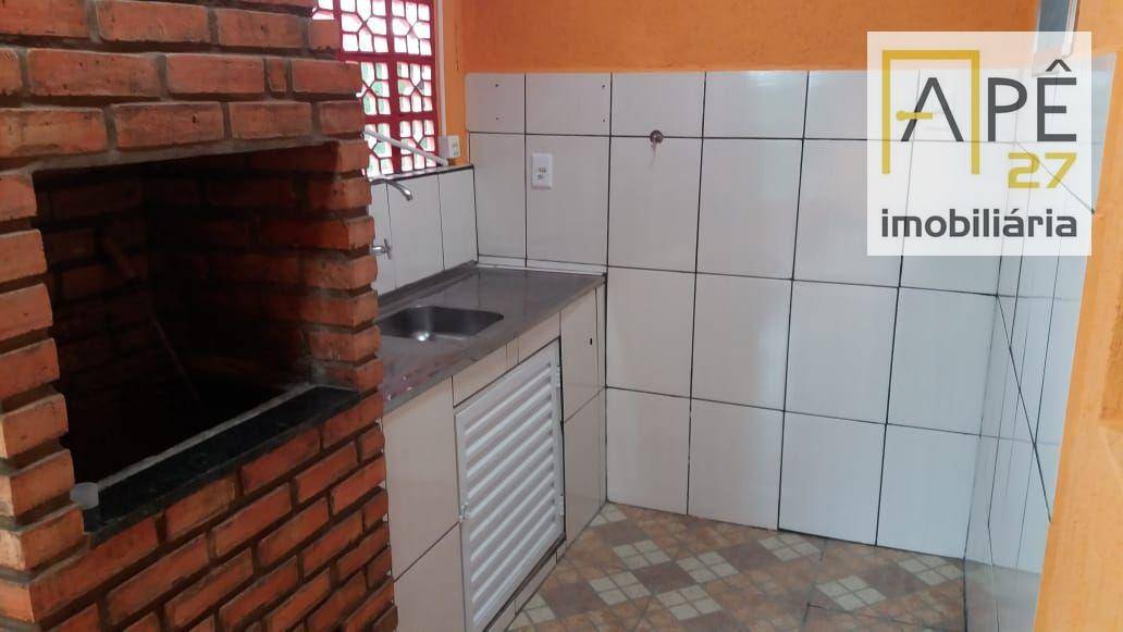 Casa à venda com 5 quartos, 200m² - Foto 11