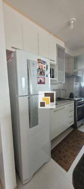 Apartamento à venda com 2 quartos, 62m² - Foto 21