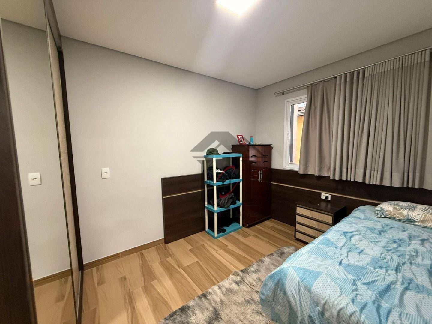 Casa para alugar com 3 quartos, 180m² - Foto 35