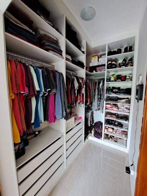 Casa de Condomínio à venda com 3 quartos, 216m² - Foto 19
