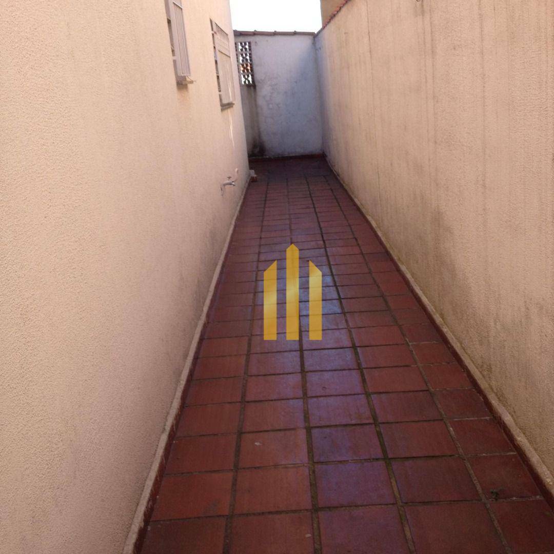 Sobrado para alugar com 3 quartos, 110m² - Foto 13