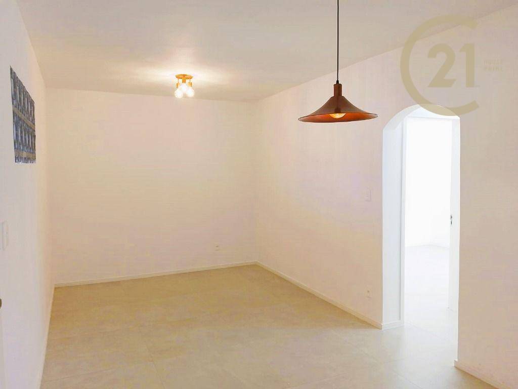 Apartamento à venda com 2 quartos, 69m² - Foto 6