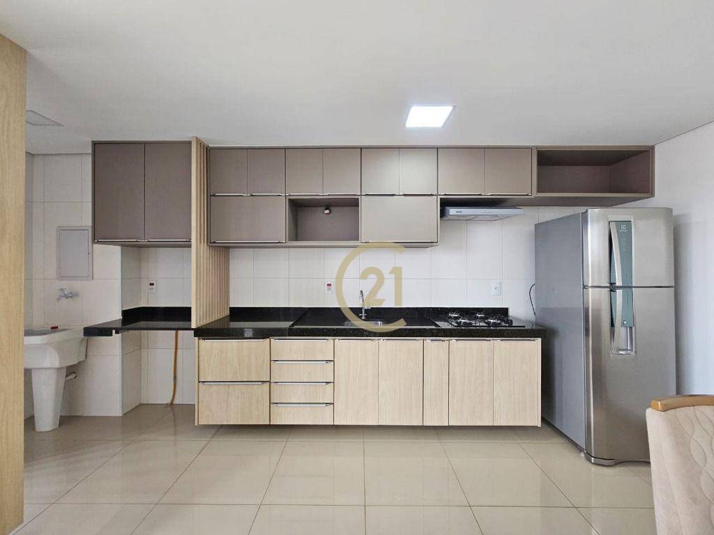 Apartamento à venda com 2 quartos, 74m² - Foto 6