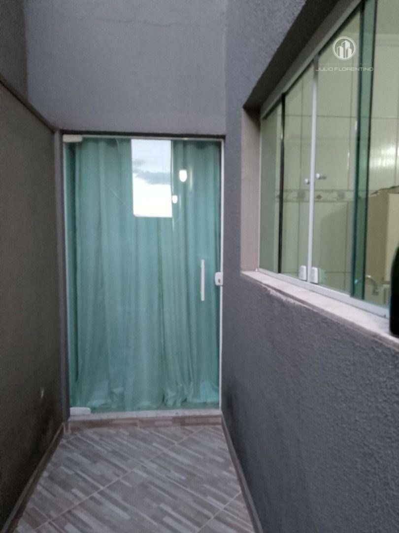 Sobrado à venda com 3 quartos, 200m² - Foto 11