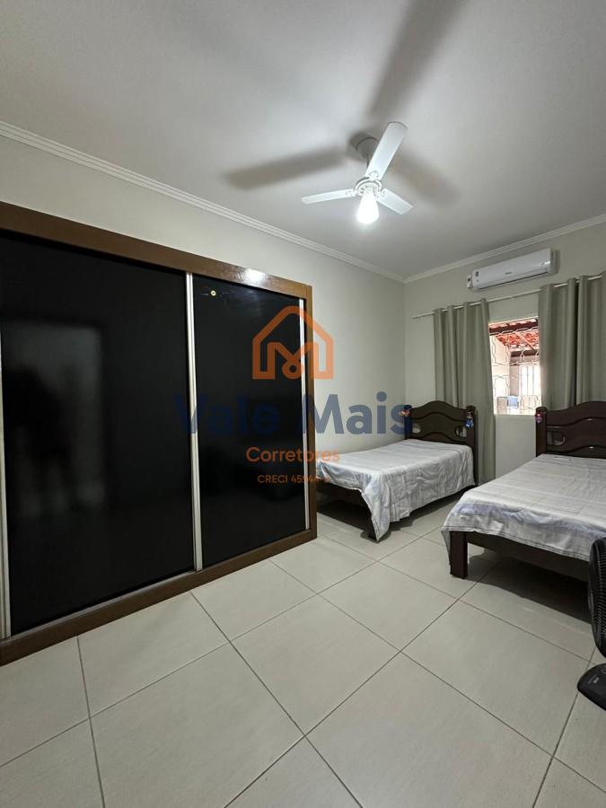 Casa à venda com 3 quartos, 252m² - Foto 11