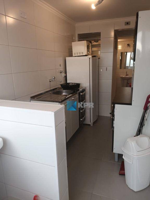 Apartamento para alugar com 1 quarto, 50m² - Foto 5