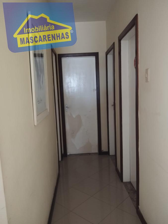 Casa à venda com 3 quartos, 232m² - Foto 10