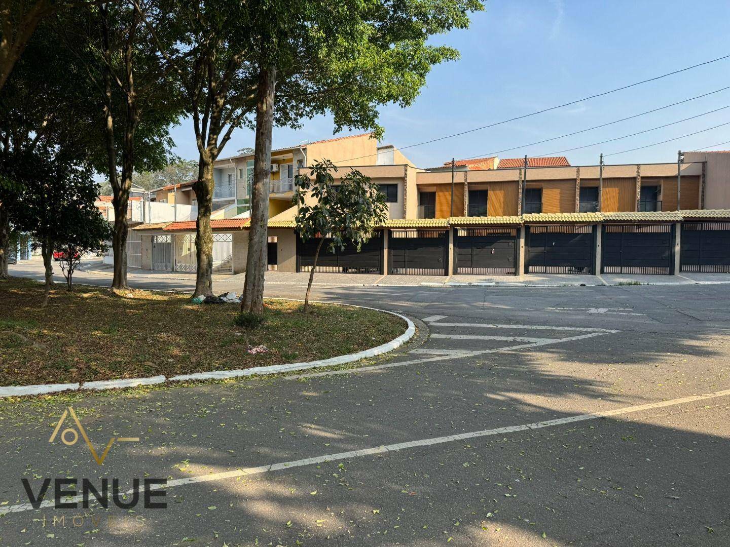 Sobrado à venda com 2 quartos, 84m² - Foto 4