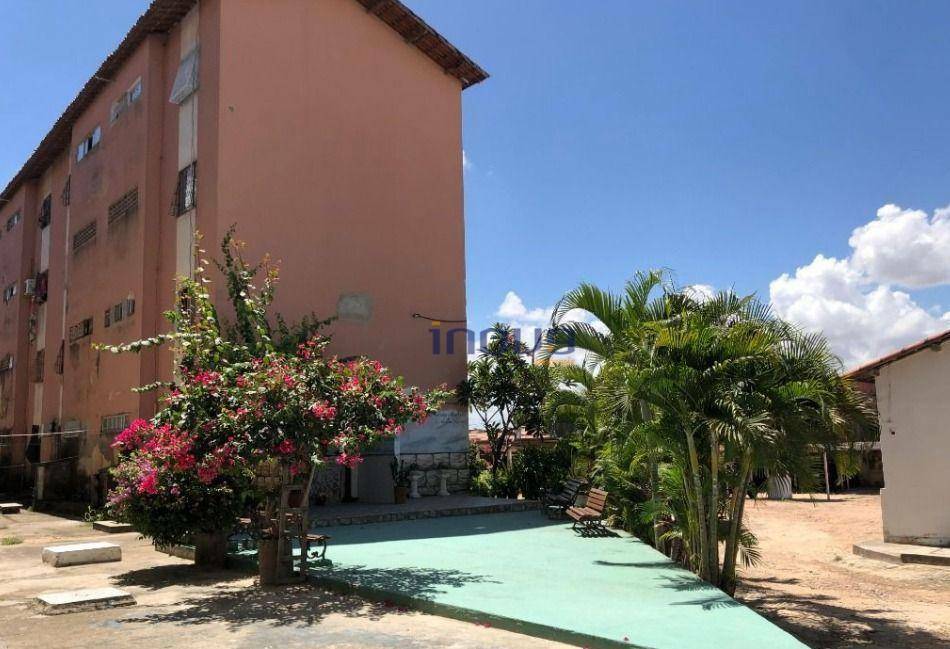 Apartamento à venda com 2 quartos, 44m² - Foto 1