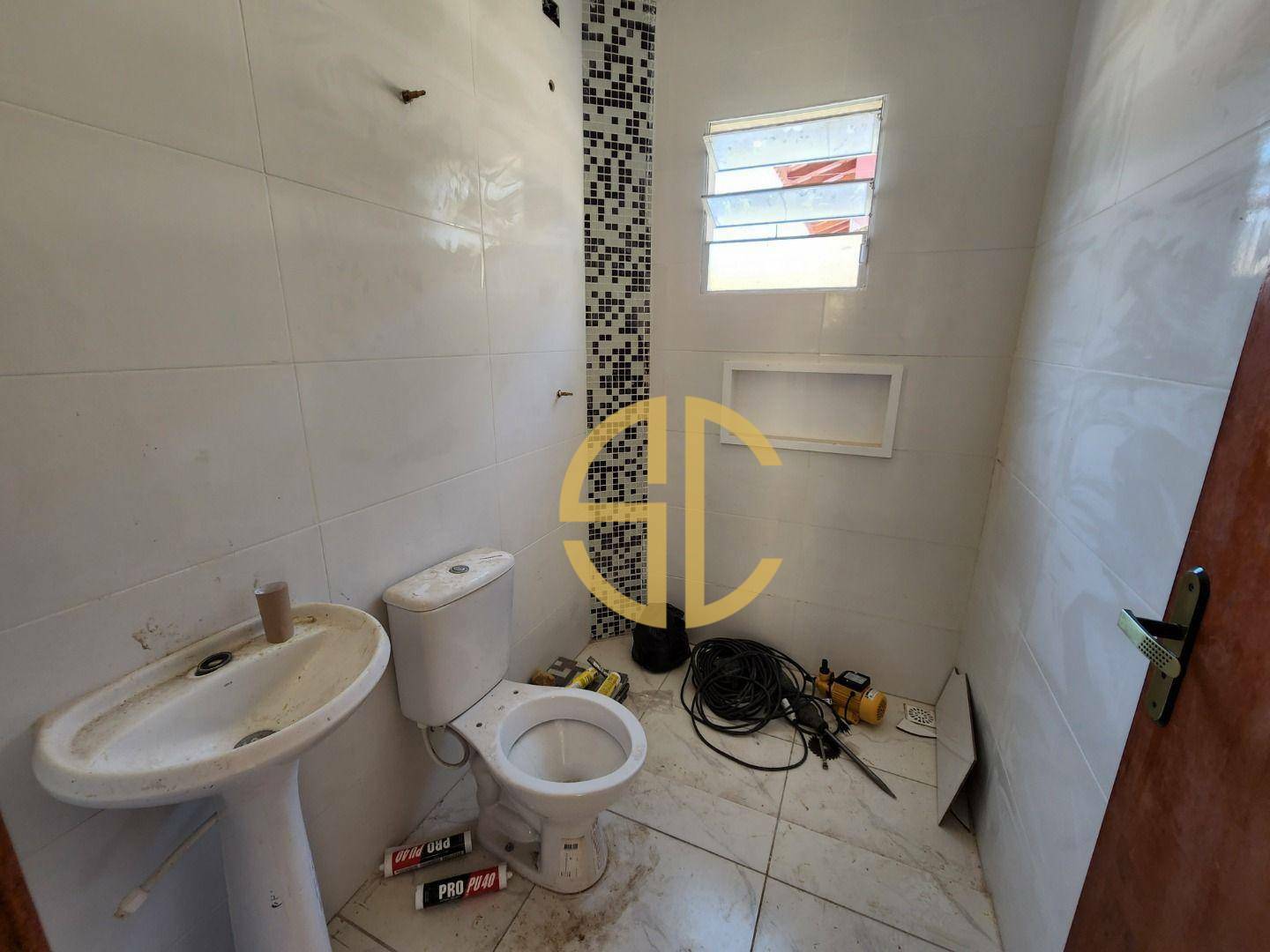 Casa à venda com 2 quartos, 52m² - Foto 9