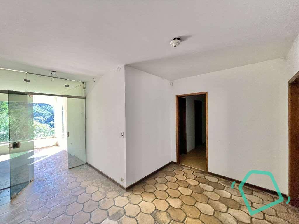 Casa à venda e aluguel com 4 quartos, 700m² - Foto 16