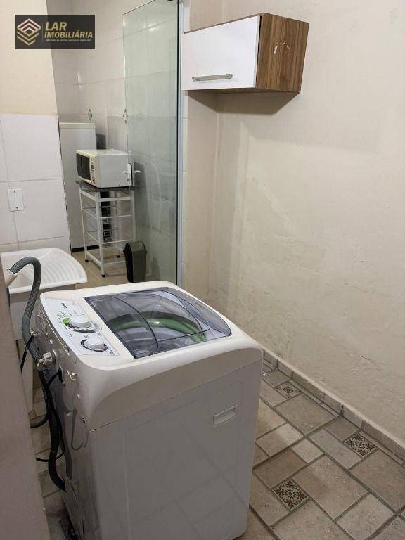 Casa para alugar com 2 quartos, 951m² - Foto 17