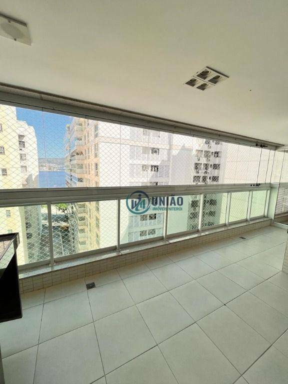 Apartamento à venda com 4 quartos, 158m² - Foto 5