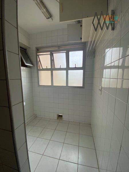 Apartamento para alugar com 3 quartos, 65m² - Foto 47