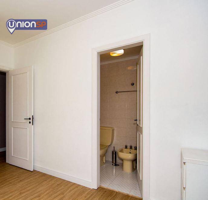 Apartamento à venda com 3 quartos, 150m² - Foto 11