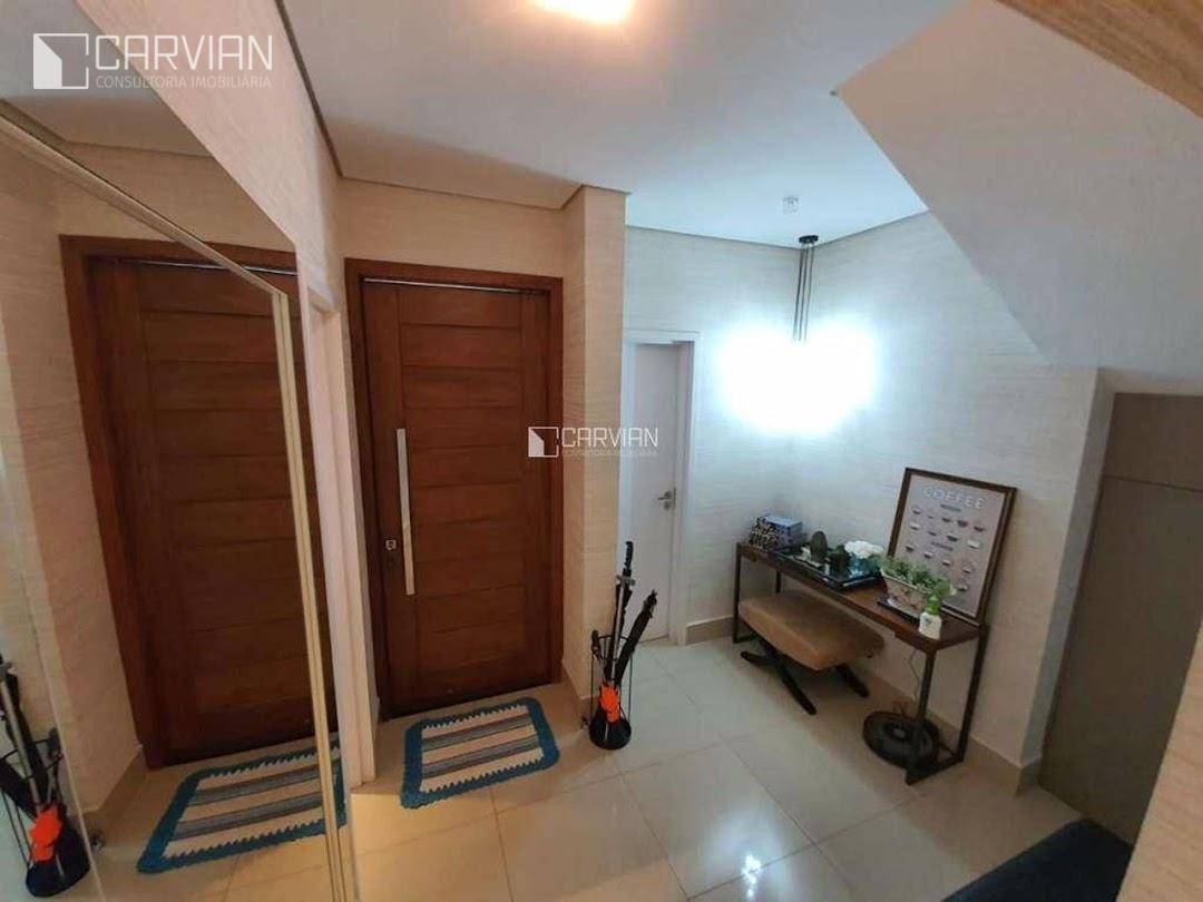 Casa de Condomínio à venda com 4 quartos, 246m² - Foto 4