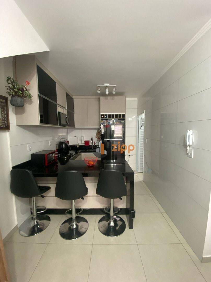 Sobrado à venda com 2 quartos, 42m² - Foto 12