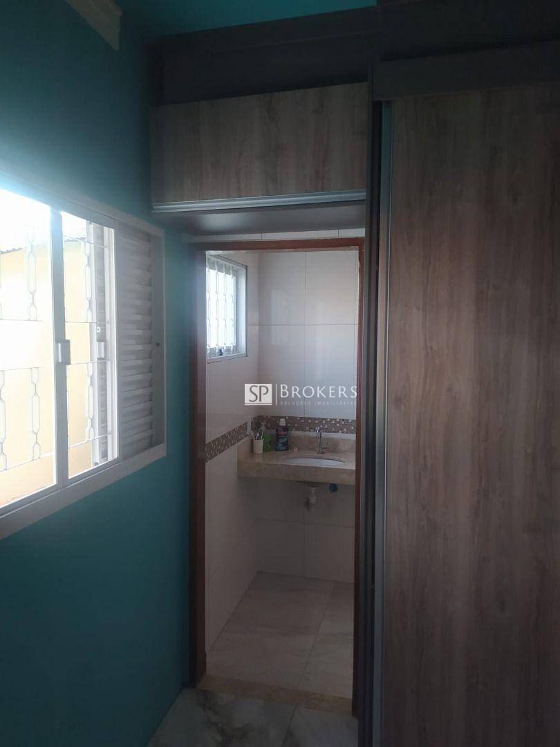 Casa à venda com 5 quartos, 160m² - Foto 2