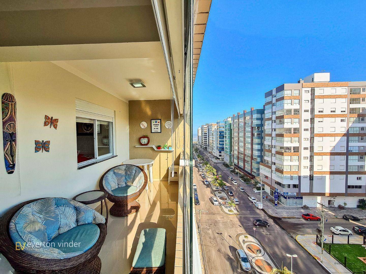 Apartamento à venda com 2 quartos, 104m² - Foto 1