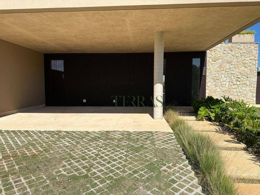 Casa de Condomínio à venda com 3 quartos, 299m² - Foto 4