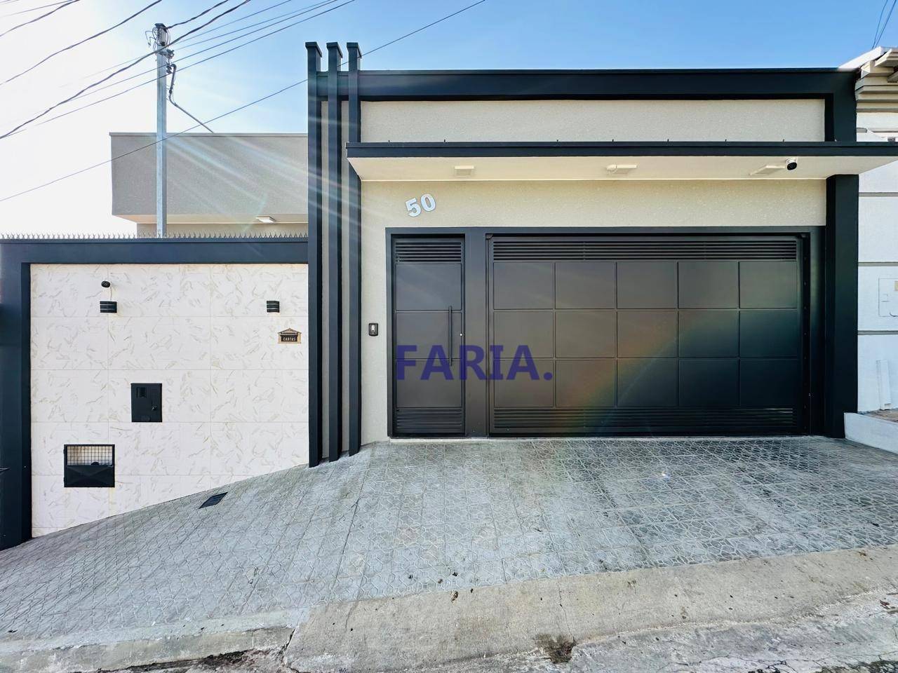 Casa, 3 quartos, 157 m² - Foto 1