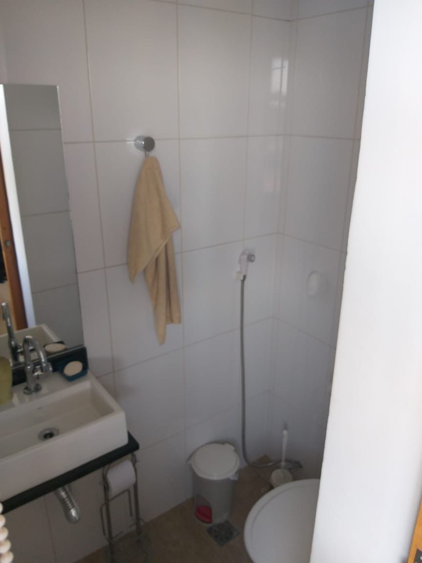 Apartamento à venda com 2 quartos, 70m² - Foto 4