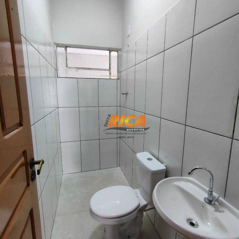 Casa à venda com 3 quartos, 220m² - Foto 23