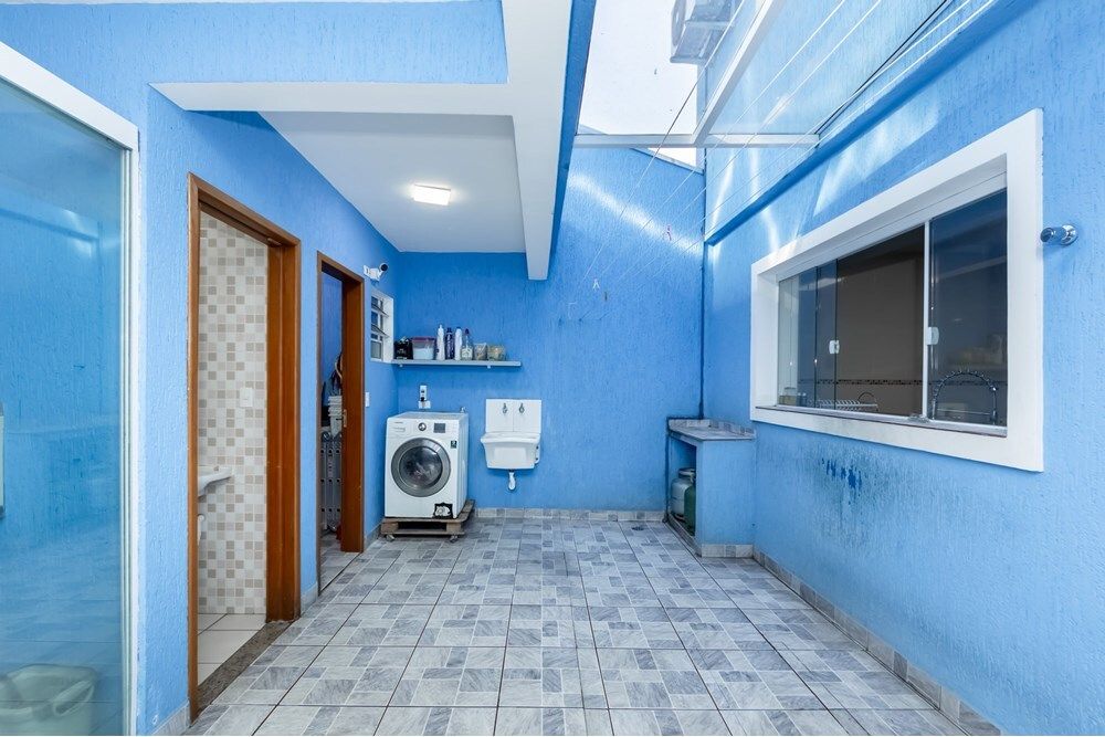 Casa de Condomínio à venda com 3 quartos, 300m² - Foto 15