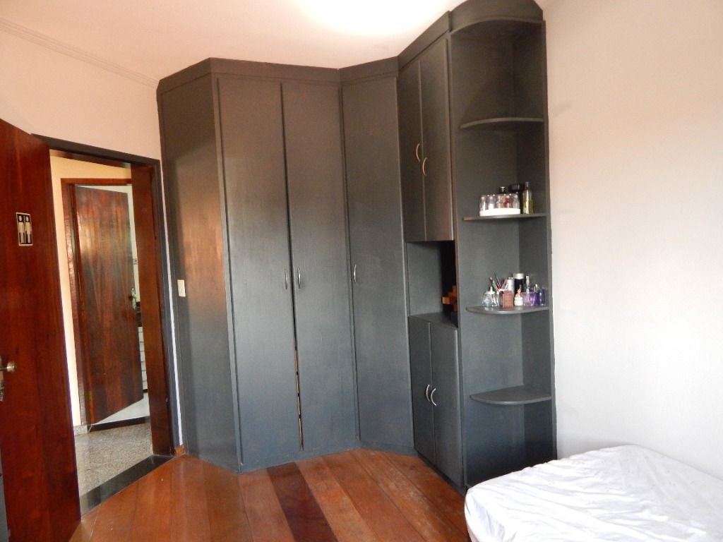 Sobrado à venda com 3 quartos, 229m² - Foto 22