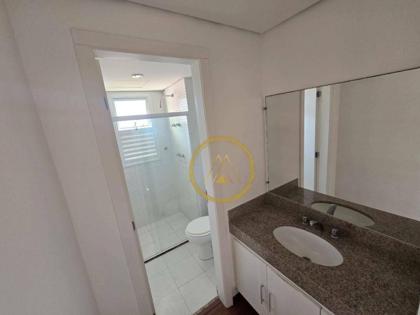 Apartamento à venda com 4 quartos, 151m² - Foto 9