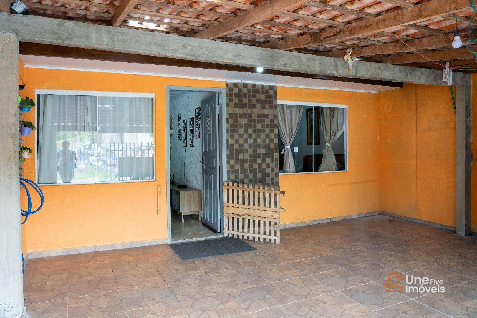 Casa à venda com 2 quartos, 70m² - Foto 3