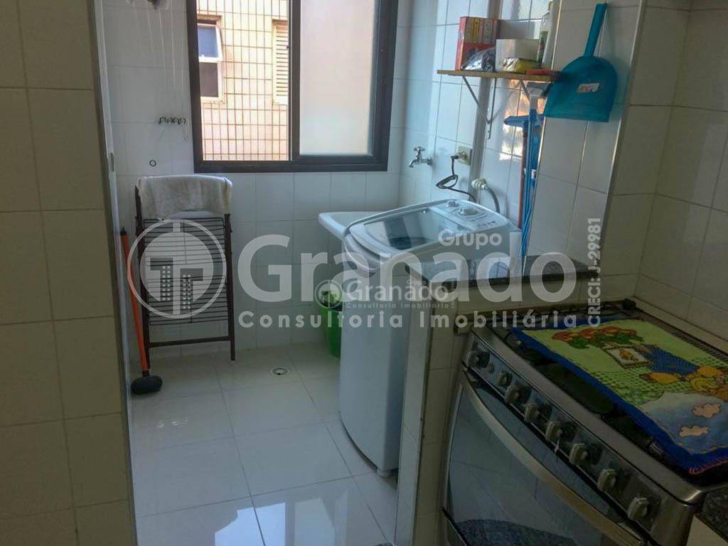 Apartamento à venda com 2 quartos, 70m² - Foto 14