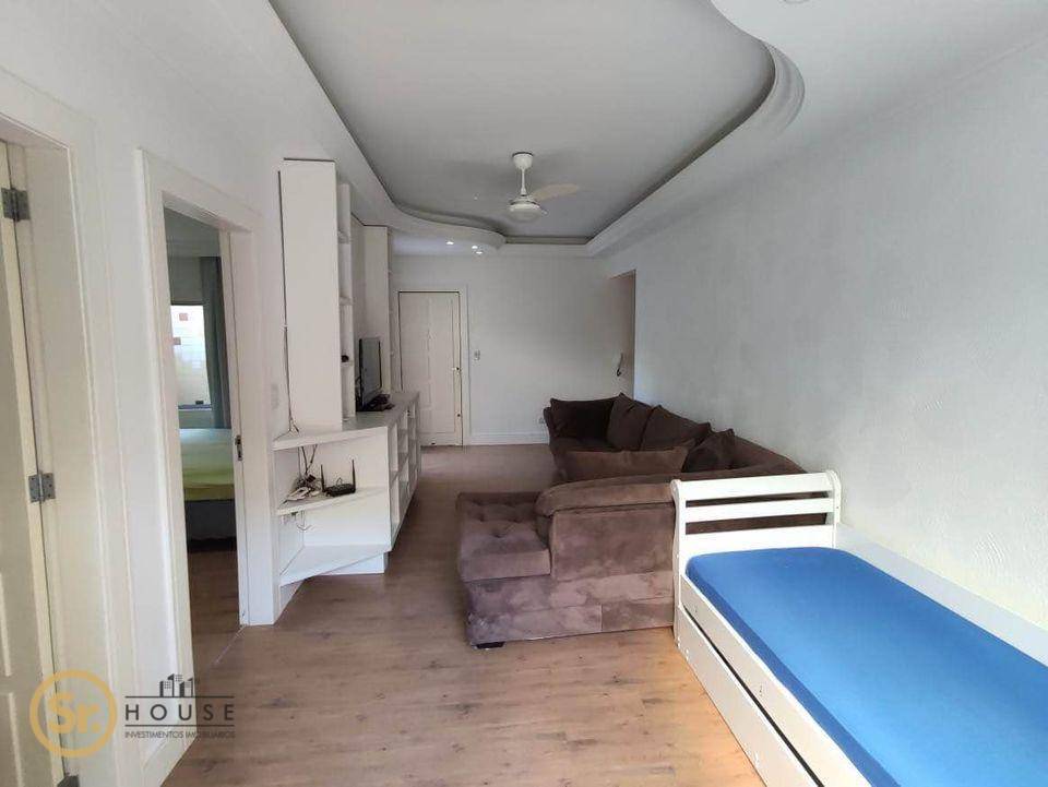 Apartamento à venda com 3 quartos, 190m² - Foto 5