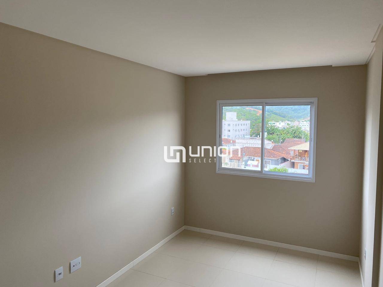 Apartamento à venda com 2 quartos, 80m² - Foto 12