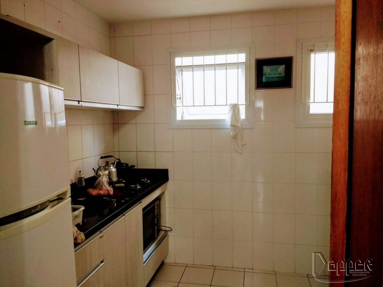 Apartamento à venda com 2 quartos, 62m² - Foto 2