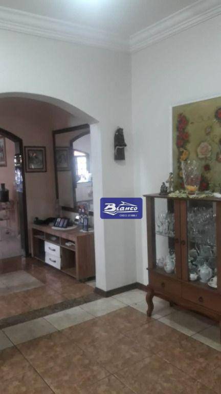 Sobrado à venda com 3 quartos, 240m² - Foto 47